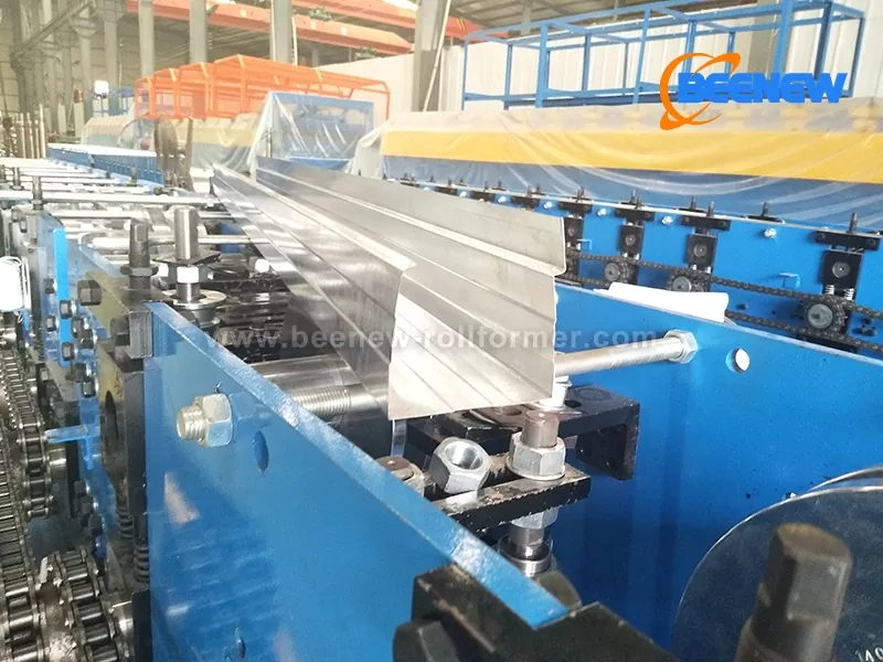 rain-gutter-making-machine